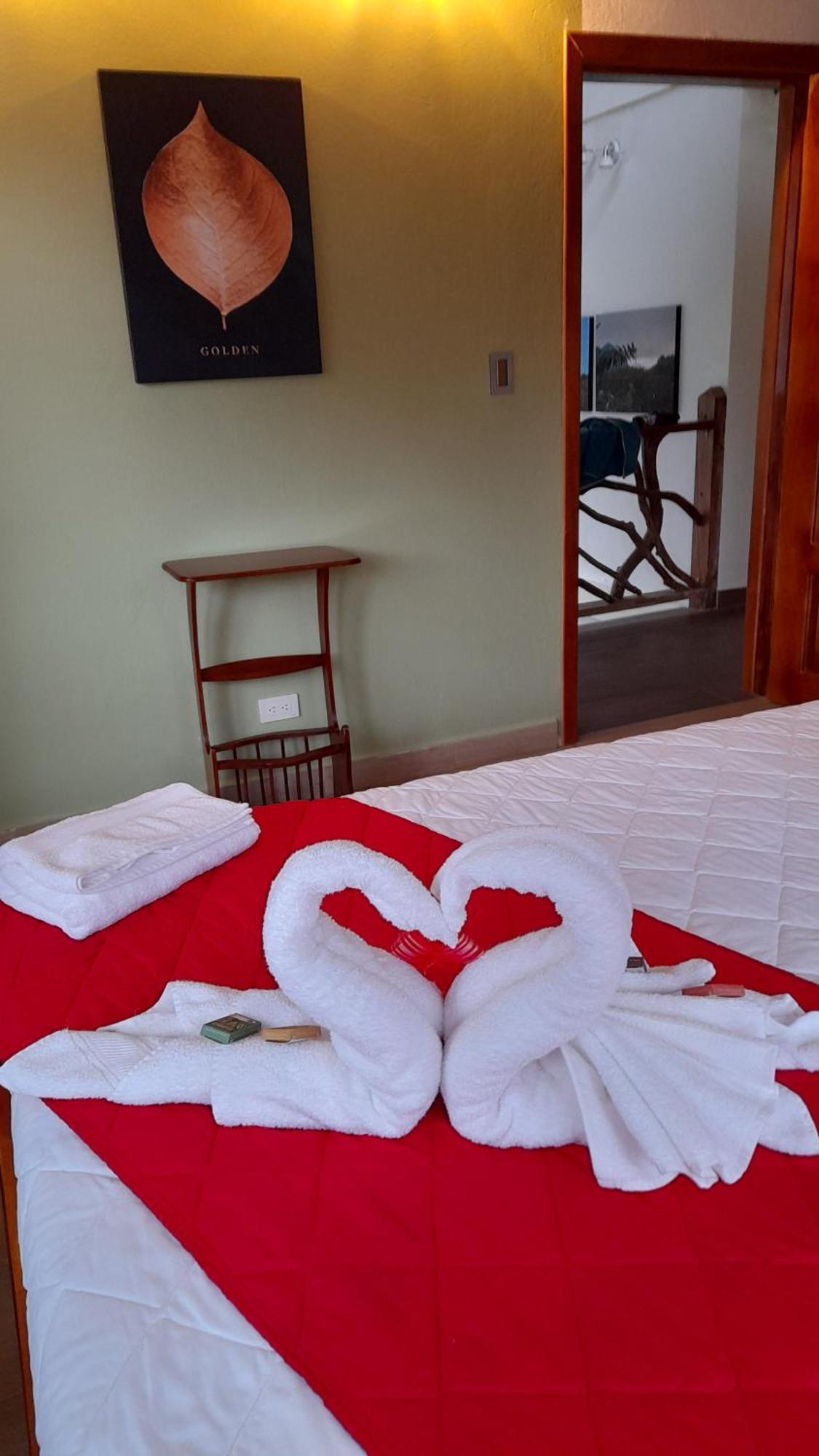 El Guayabal De Mindo Hotel Luaran gambar